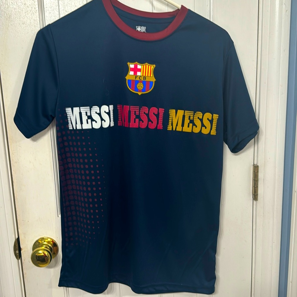 Men’s Messi fan jersey, size S/P, excellent condition